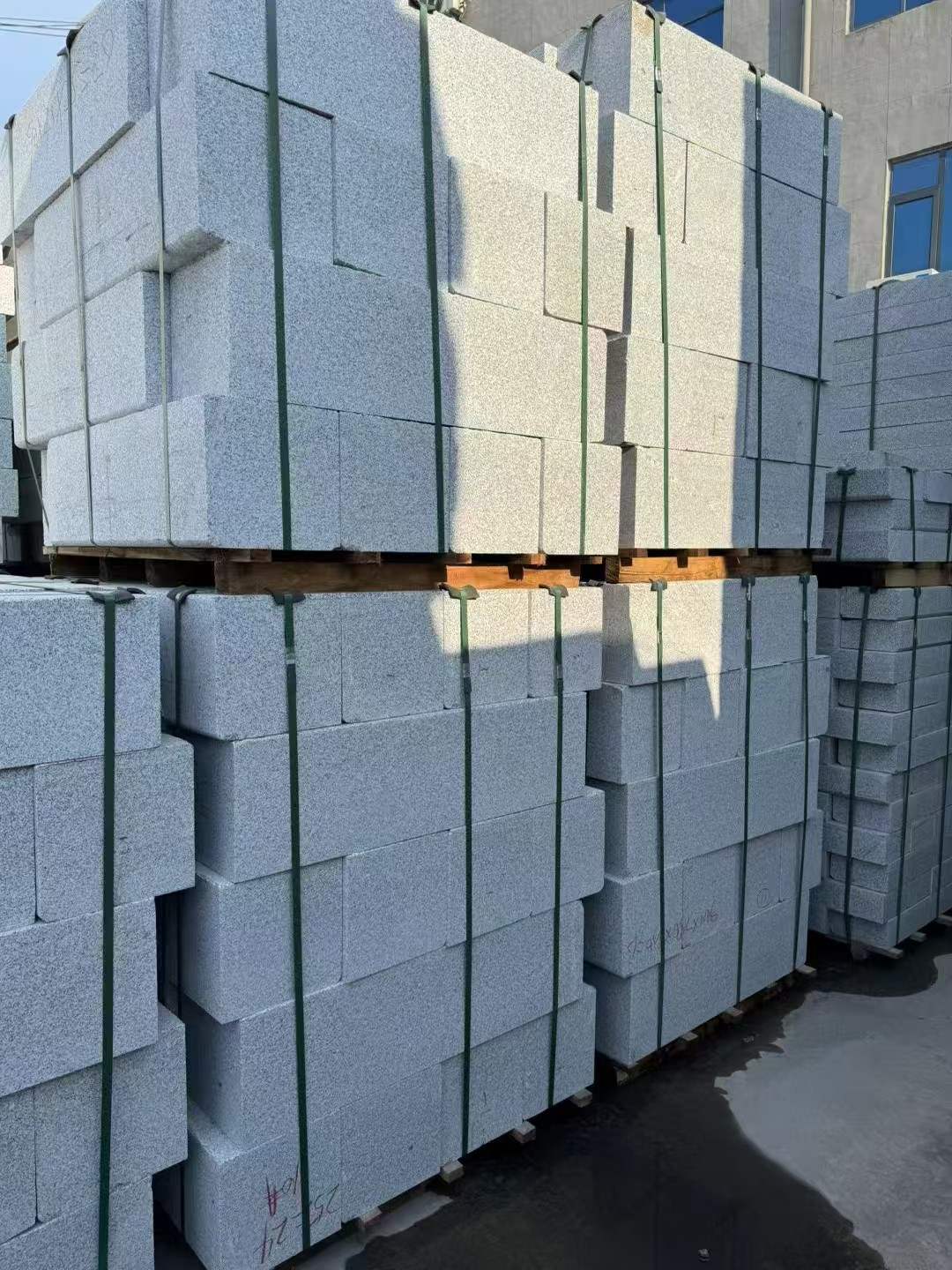 襄阳 芝麻白路沿石