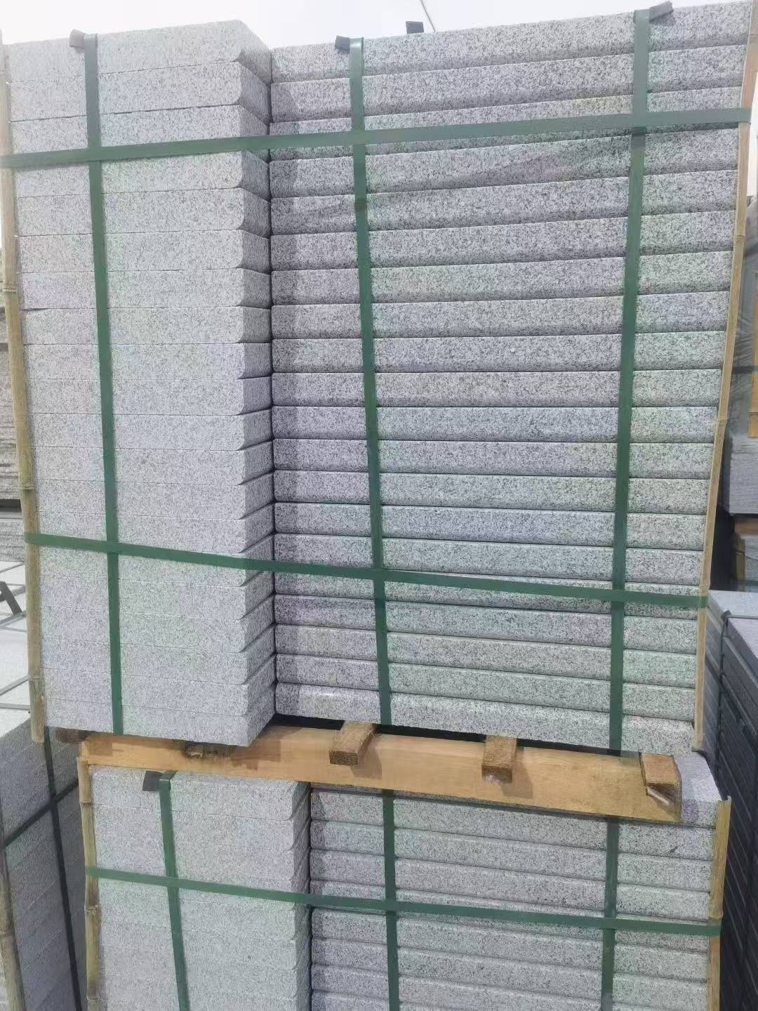 襄阳 5公分芝麻白，倒斜角，室外楼梯踏步