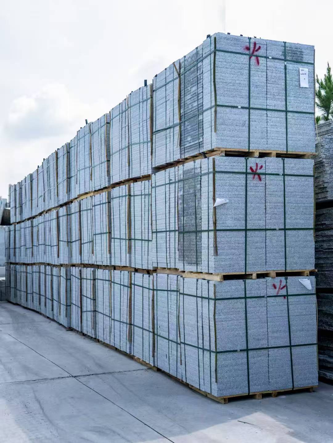 襄阳 芙蓉白3公分火烧地铺成品300*600