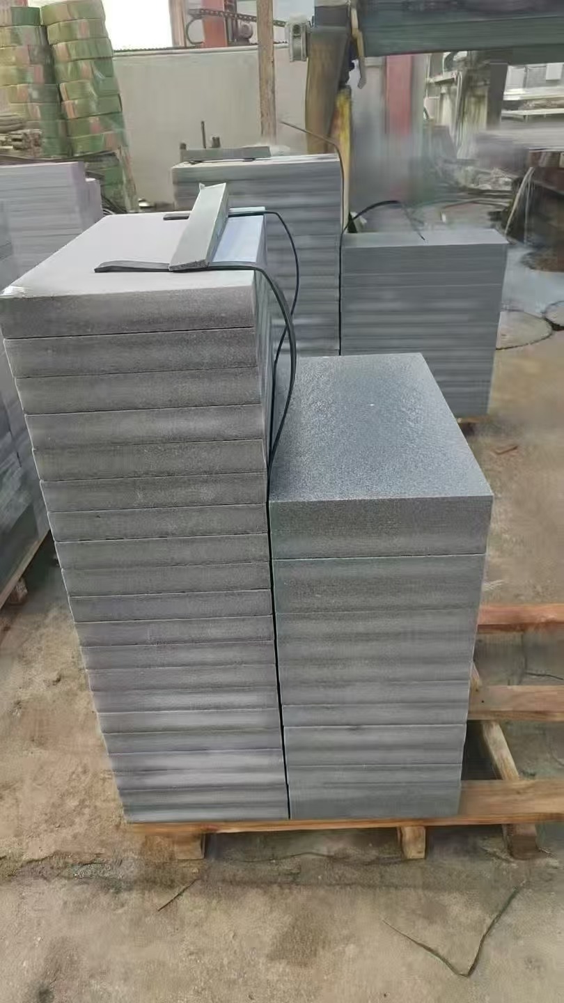 襄阳 芝麻灰火烧面300*600*50地铺石材